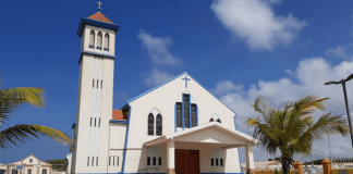 Parokia Inmaculada Concepcion Santa Cruz cu recaudacion di comestibel