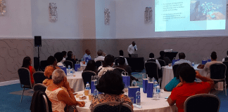 Exitoso presentacion di e Payroll Pro HRM Mobile App na Renaissance Wind Creek Curaçao Resort