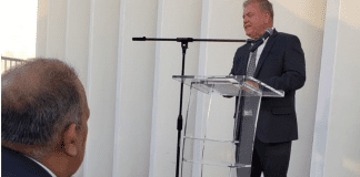 Repasando e status di Utilities, Web y Elmar, na salida di Ir. Richard Eman