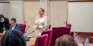 Pa rescata e fondo di AZV, e ta tuma esfuerso di nos tur hunto