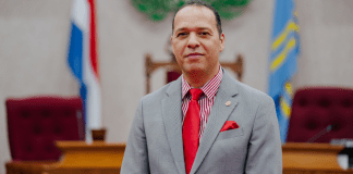 Parlamentario Marco Berlis (MEP): E realidad y futuro di AZV pa Aruba