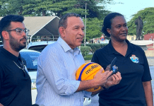 Minister di enseñansa y deporte presente na e 19 edicion di Aruba Dolphins Invitational