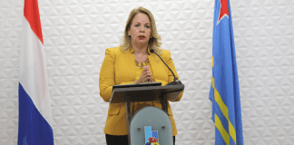 “Ban nos tur sigui atene na reglanan pasobra ainda no a sali for di Crisis di Covid”