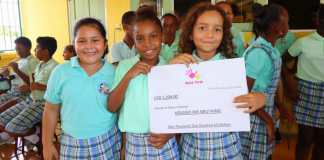 Kolegio Iris Bruyning na Bonam ta gana USD 1.200,00 US