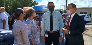 Minister Endy Croes a acudi na reunion di Simar pa scucha nan inquitud