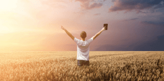 Pastor Marcel Balootje; No preocupa, Dios ta Fiel.