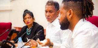 Un delegashon di Bonaire konsistiendo di Fundashon Nos Kier Boneiru Bek a bishita Aruba