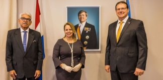 Señor Agustin Vrolijk a huramenta como Gobernador Suplente