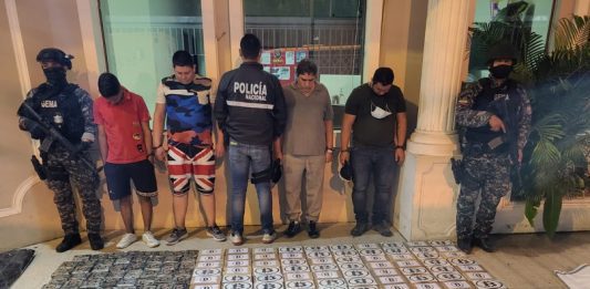 Jose de Sousa di Aruba deteni na Ecuador den un red criminal cu 226 kilo di droga
