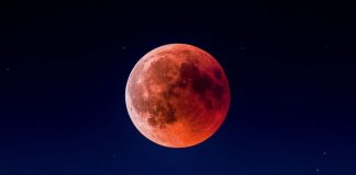 #19NOV BLOOD MOON! Eclipse lunar di mas largo den 600 aña visibel for di Aruba; cu duracion di mas di 3 hora,
