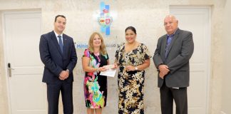 “Maria Pita-Dijkhoff ta cumpli 30 aña di servicio publico leal na Pais Aruba”