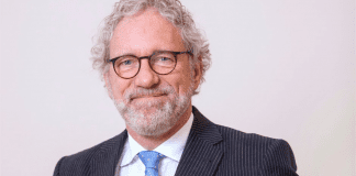 Pais Aruba por ta orguyoso di locual ela logra realisa ultimo 35 aña