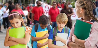 Tin scol dialuna? Ta depende si e meastro ta welga of ta traha