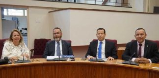 Gabinete Wever-Croes a introduci โcorporate governance codeโ como punto principal den su maneho di integridad y caba cu metemento politico