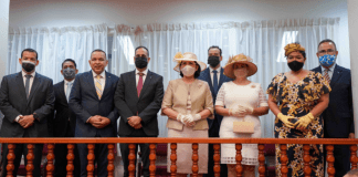 Presentacion den Parlamento di Gobernador interino di Aruba su excelencia Agustin Vrolijk