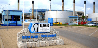 A bira ora pa Sr. Frank di WEB por duna pueblo cuenta di tur e projectonan fracasa