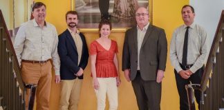 Gobierno Di Aruba A Uni Hunto Cu Sita Y Un Aerolinea Grandi Di Merca Pa Asina Coordina E Sistema Di Informacion Pa Turistanan Cu Ta Viaha Di Canada Y Merca Pa Aruba