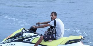 Jason Matilda sospechoso di a mata su tata; den pasado a hinca hende mata