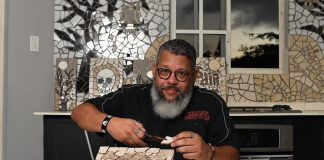 Aruba Bank ta reconoce su empleado superior pa luna di november.