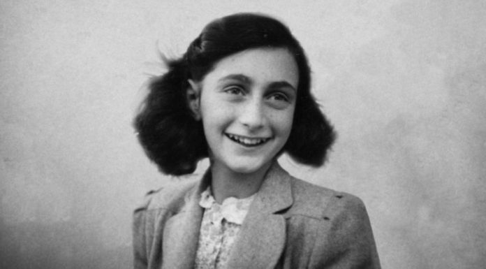 Despues di 77 aña, Identidad di persona cu a traiciona Anne Frank ta conoci