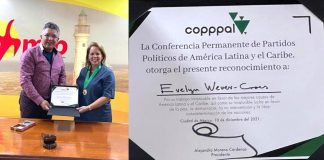 Lider di MEP ta wordo honra pa COPPPAL cu e “medalla al mérito”