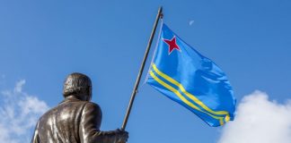 Den un situacion dificil manera e pandemia global a causa: KICO BETICO LO A HACI?