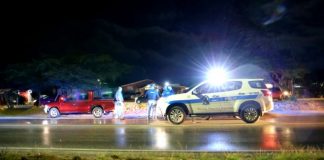 Polis a detene homber na Pos Chikito despues cu e la hinca dos dama, di cual un su situacion ta critico