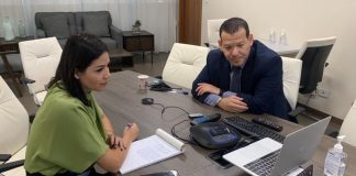 A reuni cu Centraal Bureau Rijexamens (CBR) den cuadro di independisa bureau examen rijbewijs na Aruba