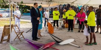 Careda tradicional di boto miniatura y ceremonia protocolar Dia di Betico