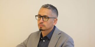 Islanders at the helm lo investiga e cambio climatologico di e islanan den Reino Hulandes