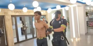 Agressor a maltrata chauffeur di autobus sin ningun motibo