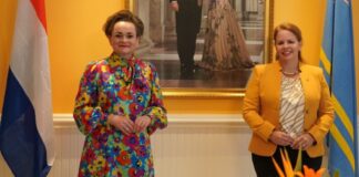 Clausura di bishita di secretario di estado na Aruba