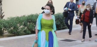 Secretario di estado Van Huffelen a yega Bestuurskantoor pa reuni cu Prome Minister y despues cu conseho di Minister