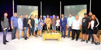 Programa ‘kibra coco’ a uni nos muchanan di scol basico pa hunto cu famia celebra ‘dia di Betico’