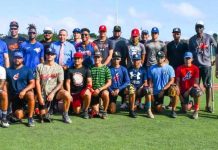 Minister di Deporte a bishita entrenamento di nos prospectonan local y peloteronan profesional