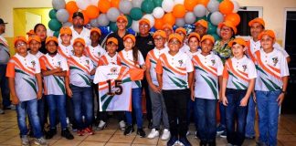 Bautiso Di Uniformnan Di Organisacion Di Grasshoppers..