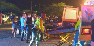 Chauffeur bou influencia a dal un persona cu auto y a wordo deteni