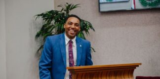 Parlamentario Hendrik Tevreden ta apela na Parlamento: Pone ideología partidista un banda y enfoca riba país Aruba