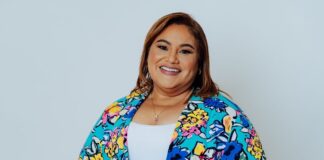 Un pueblo cu por reconoce su mes den su cultura, su Himno, su Bandera y loke ta haci Aruba unico, lo ta un pueblo invencibel. Sea orguyoso di ta un Arubiano.