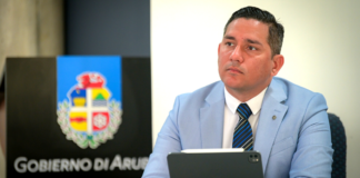 Minister Ursell Arends den parlamento pa discerta su maneho pa e aña 2022