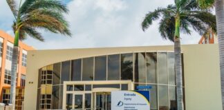 DIMP ta informa: Encuentro exitoso cu abogadonan y notarionan riba introduccion di BTW