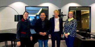 Minister Endy Croes e luna aki lo inicia e trayecto pa modernisa nos leynan di enseñansa.