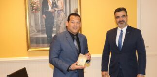 Minister Rocco Tjon a Reuni Cu Delegacion Di Interpol Kende A Wordo Evalua Den Cuadro Di Cumplimento Cu Standardnan Internacional