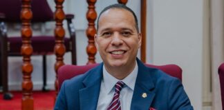 Parlamentario Marco Berlis (MEP) ta papia di acuerdo historico di LNG gas entre Merca y Europa: Tempo lo demostra e vision excelente di Web Aruba NV y Gobierno.