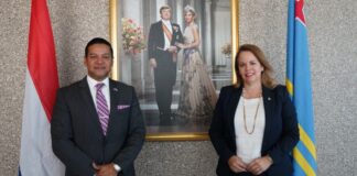 Prome Minister Evelyn Wever – Croes a ricibi bishita di e consul nobo di Republica Dominicana