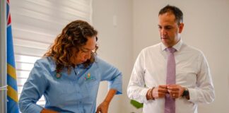 Minister Dangui Oduber a lansa e campaña “SA BO NUMBER”