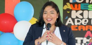 Enconexion cu Celebracion di Dia di Himno y Bandera 2022: Minister Xiomara Maduro a bishita Scol Basico Pius X