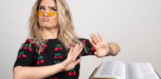 Rechaso, Di Dios Y Su Palabra Tin Consequencia Serio Pa Nos.