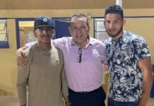 Minister Di Deporte Presenente Na Xtreme Muay Thai Mma Gloves 4 Oz