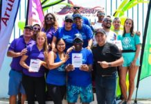 Minister Endy Croes Ta Felicita E Ganadonan Di E 14 Edicion Di ‘Annual Stingray Challenge Swimming Competition 2022’